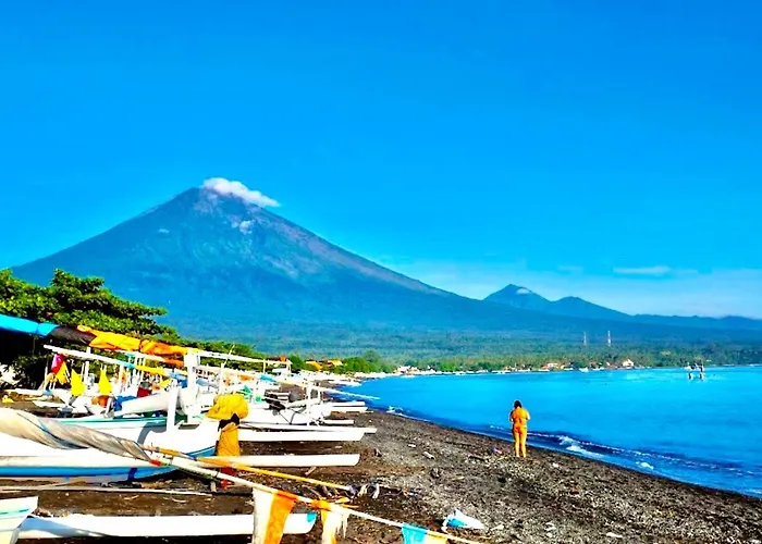 Valomia Beachfront Guest house *