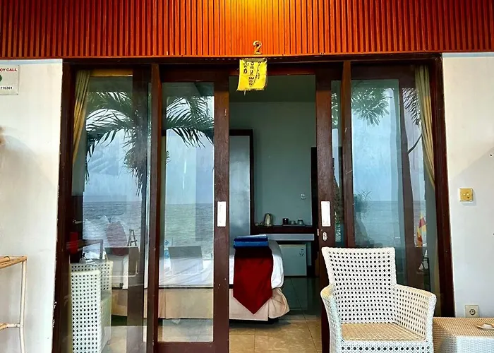Valomia Beachfront